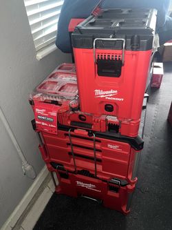 Milwaukee tool box