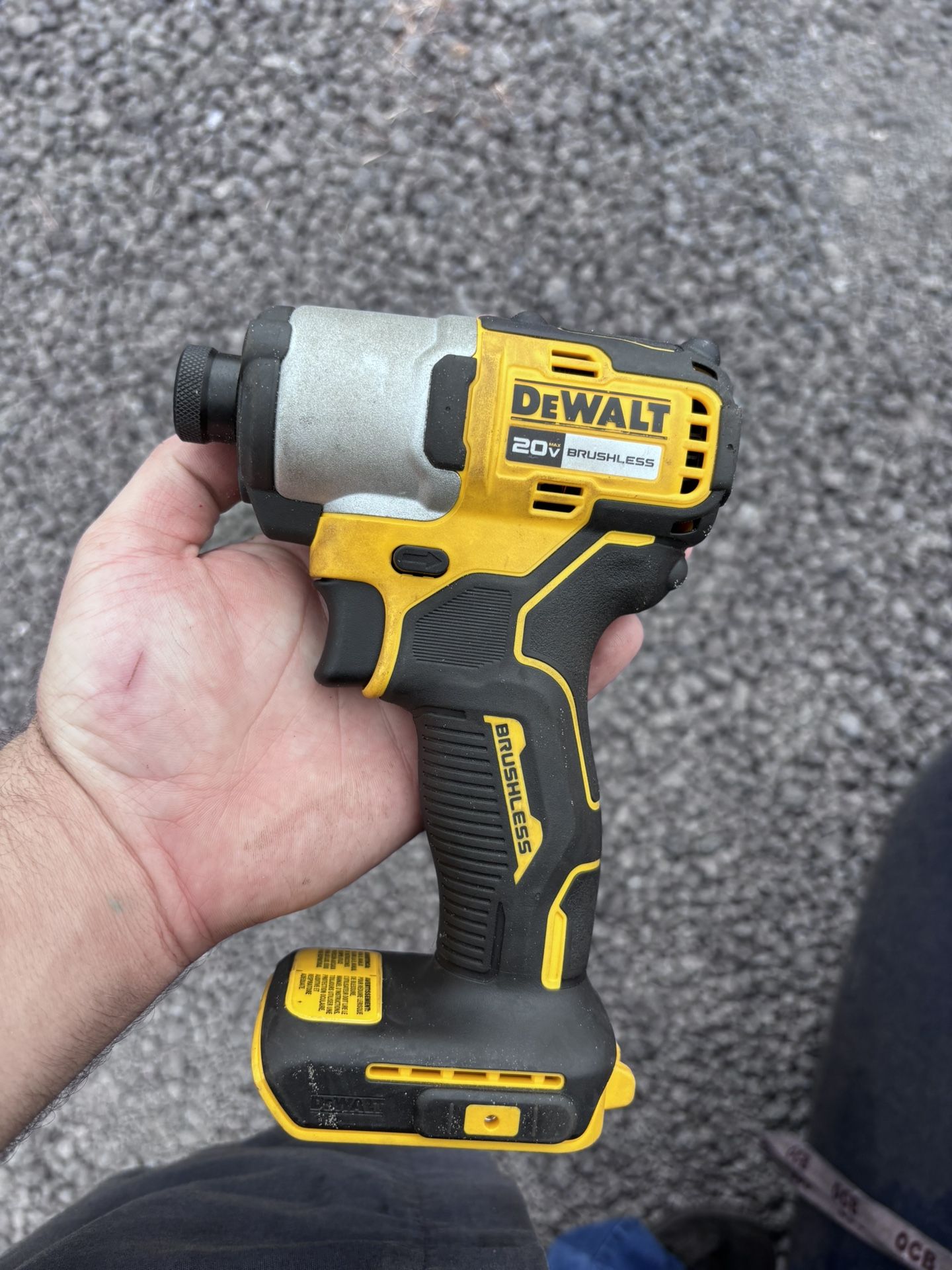 Impact Driver (dewalt)