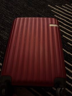 Ricardo Beverly Hills Hardside Spinner Suitcase - Burgundy