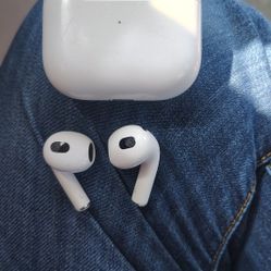 Apple Air Pods 3rd Gen.