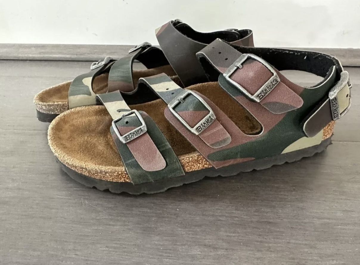 Kids BIRKENSTOCKS Milano Camouflage Green //sz 13 1/2