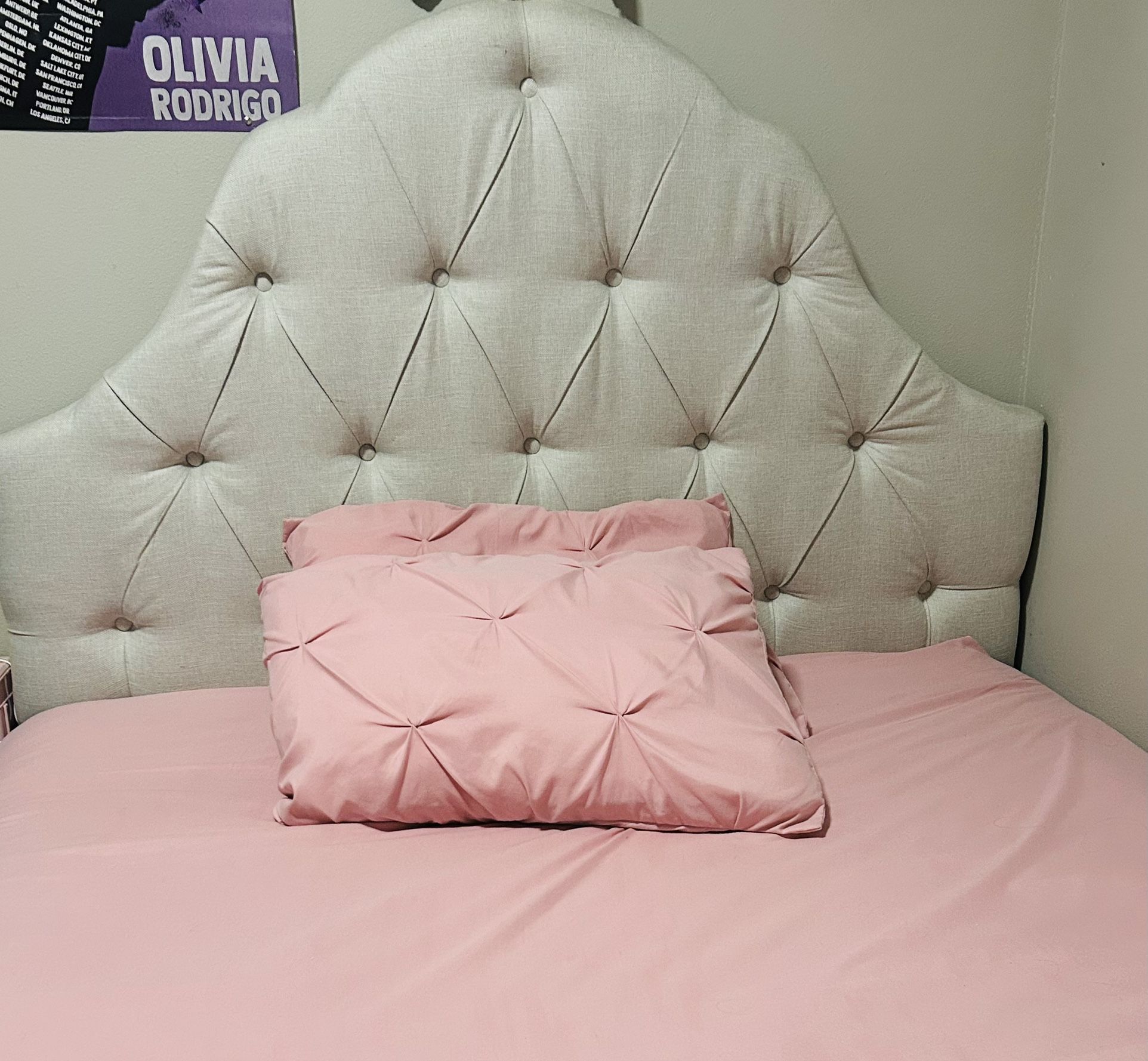 Queen Bed frame W/mattess