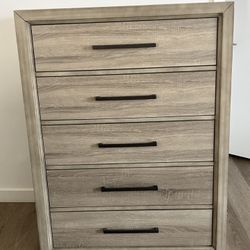 Living Spaces: Hillsboro Chest Of Drawers & Hillsboro Mirror