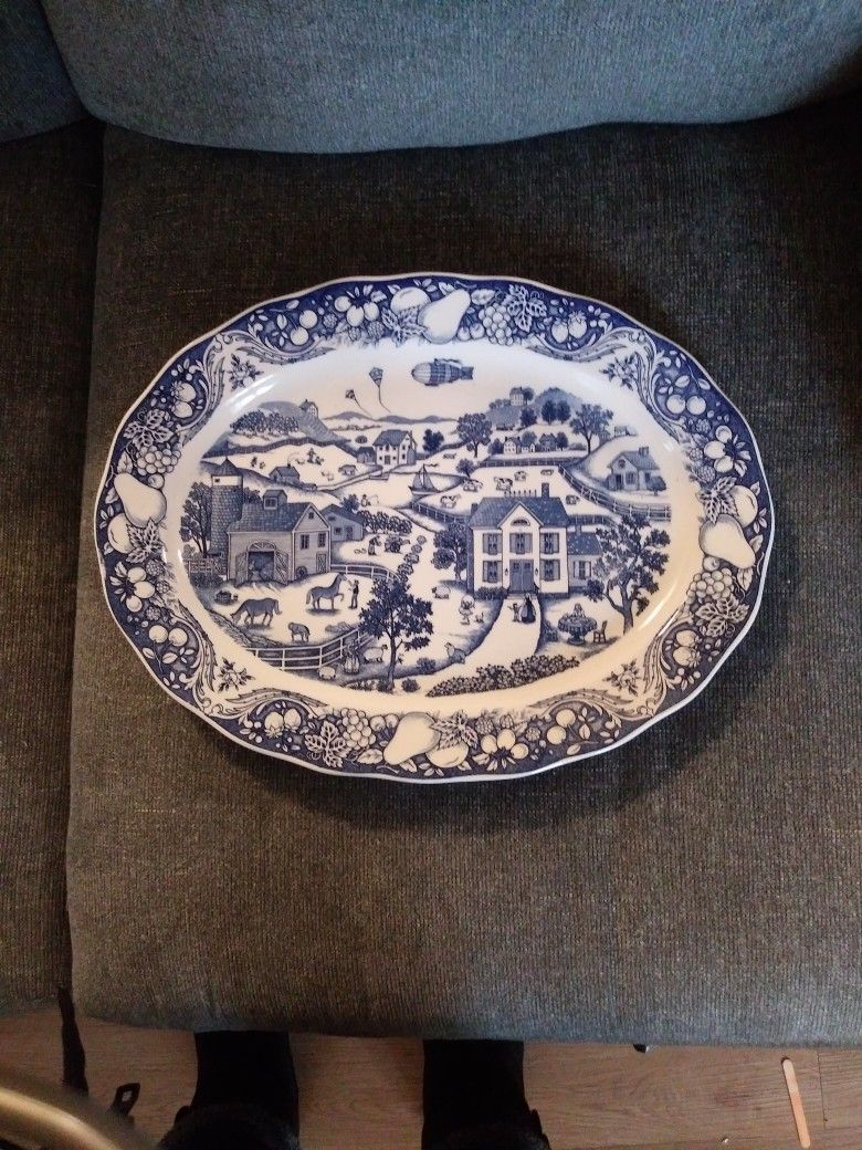 Sanyei Serving Platter