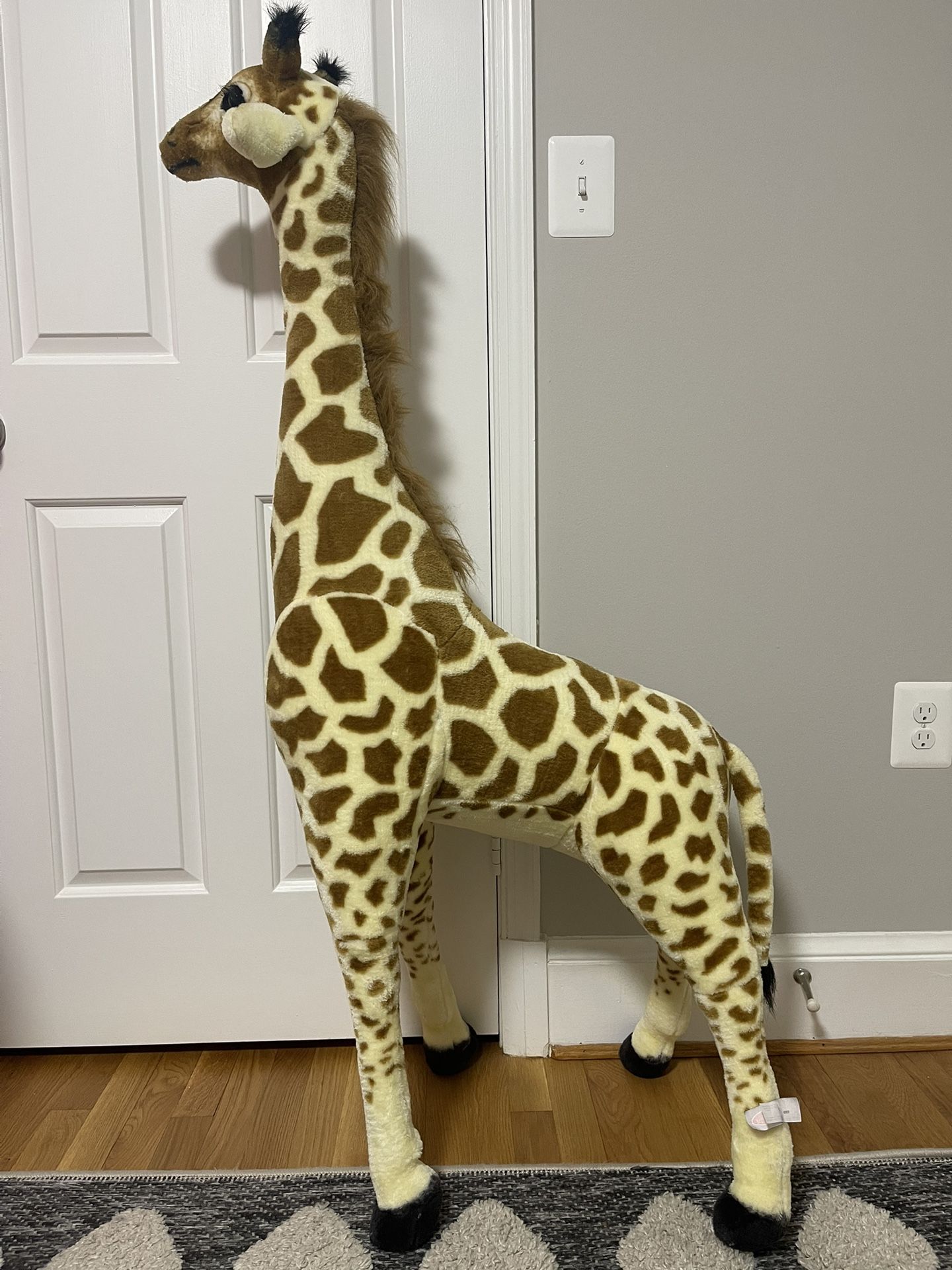 Melissa and Doug Plush Giant Giraffe Lifelike Stuffed Over 4 Feet Tall (52 inch)