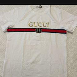 White T shirts 