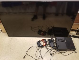 Visio 65inch tv mount with X box 2 controllers