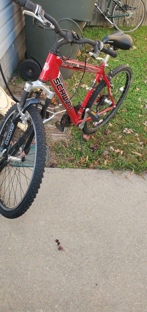Schwinn Traverse Mountain Bile