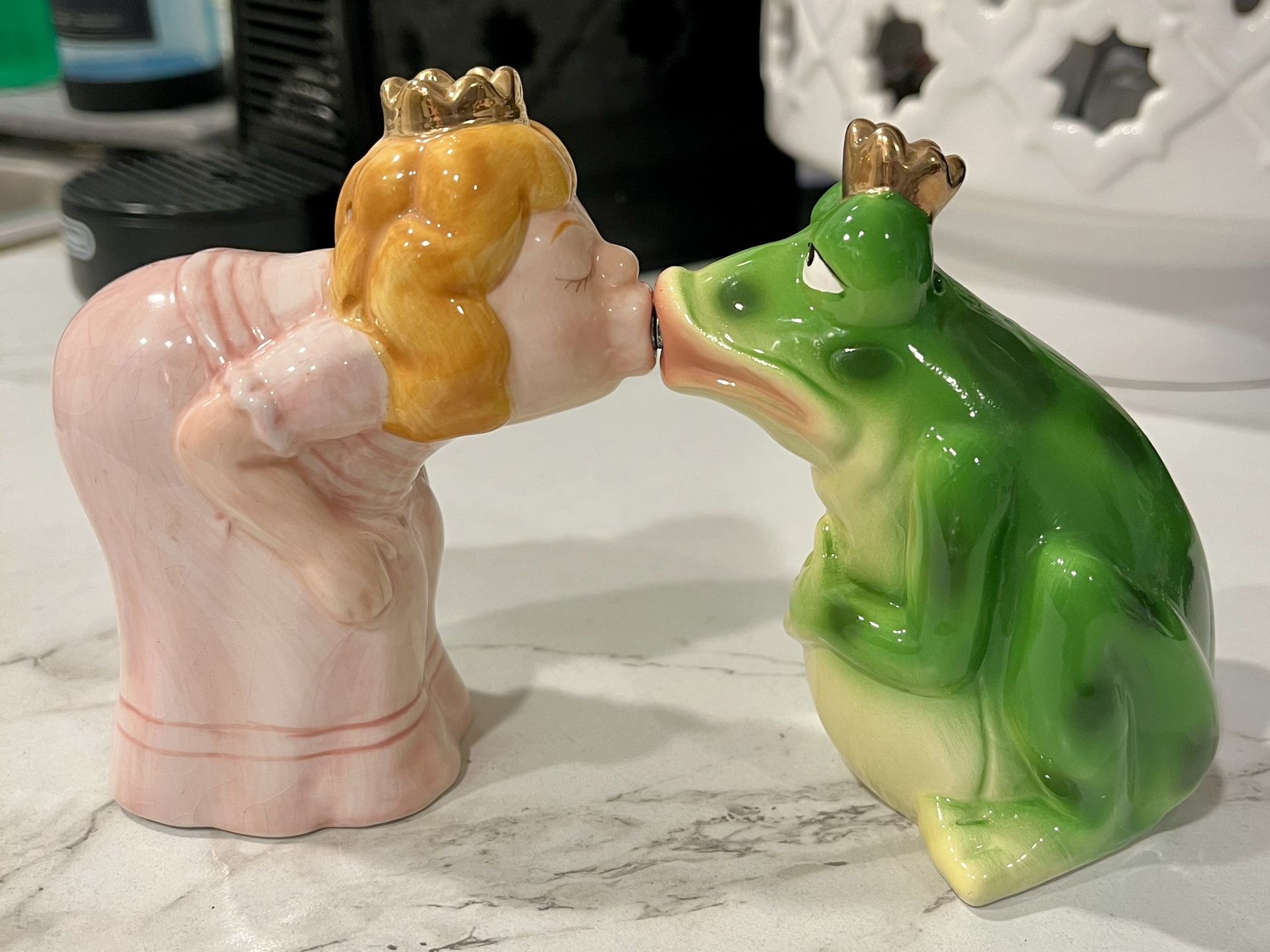 Vintage S&P Shakers