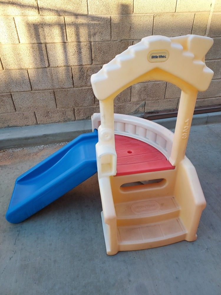 Little Tikes Climb and Slide Playhouse