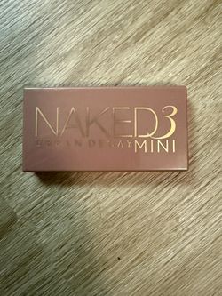 New Urban Decay Naked3 Mini Eyeshadow Palette