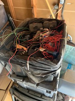 Scrap metal wire battery’s pretty heavy weight mostly sorted free pick up asap