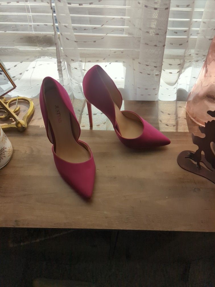 Hot Pink Heels
