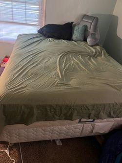 Queen bed mattress /mattress board /and rails