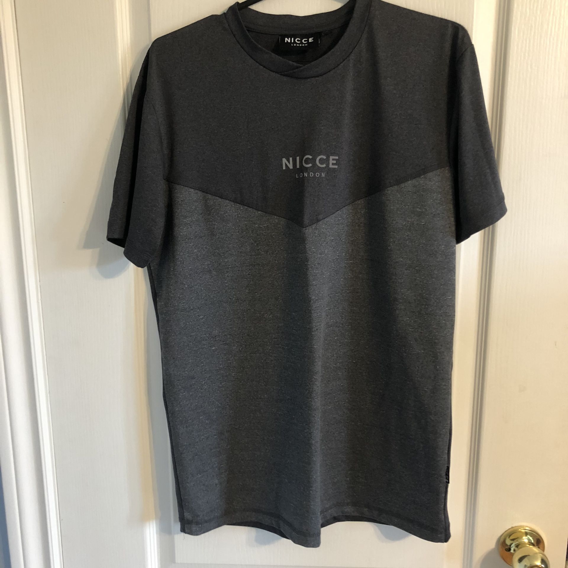Nicce London sport tee