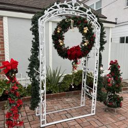 Vintage White Wrought Iron Quality Archway New Paint