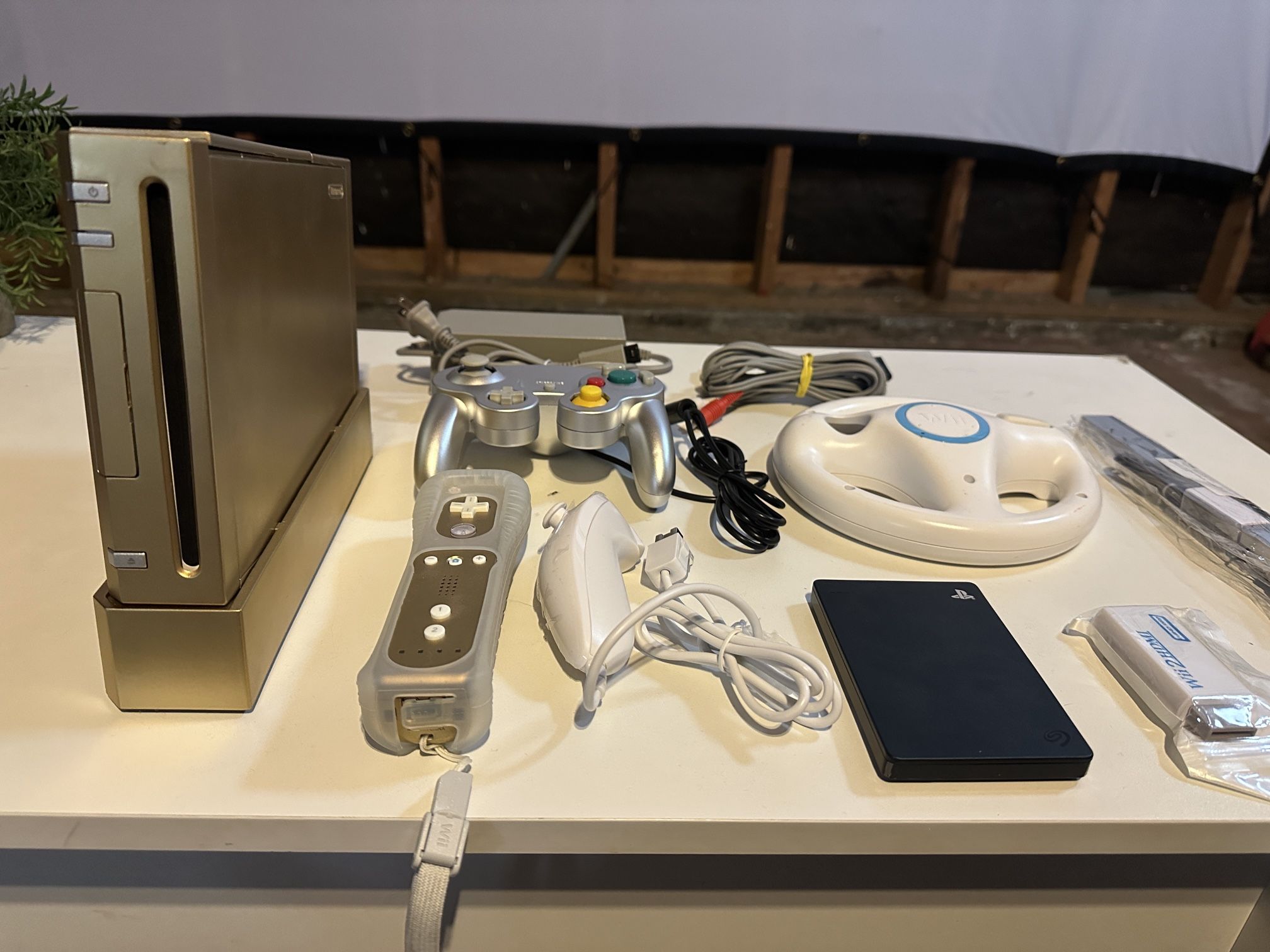 2tb Nintendo wii console (21+ Retro Console Compatibly)