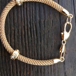 Gold plated bracelet