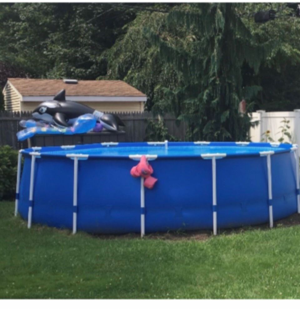 Intex pool