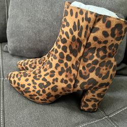 Smash-Chi Leopard Ankle Boot