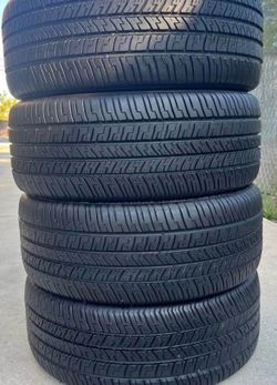 245/45/19 Goodyear set de llantas usadas en buenas condiciones las 4