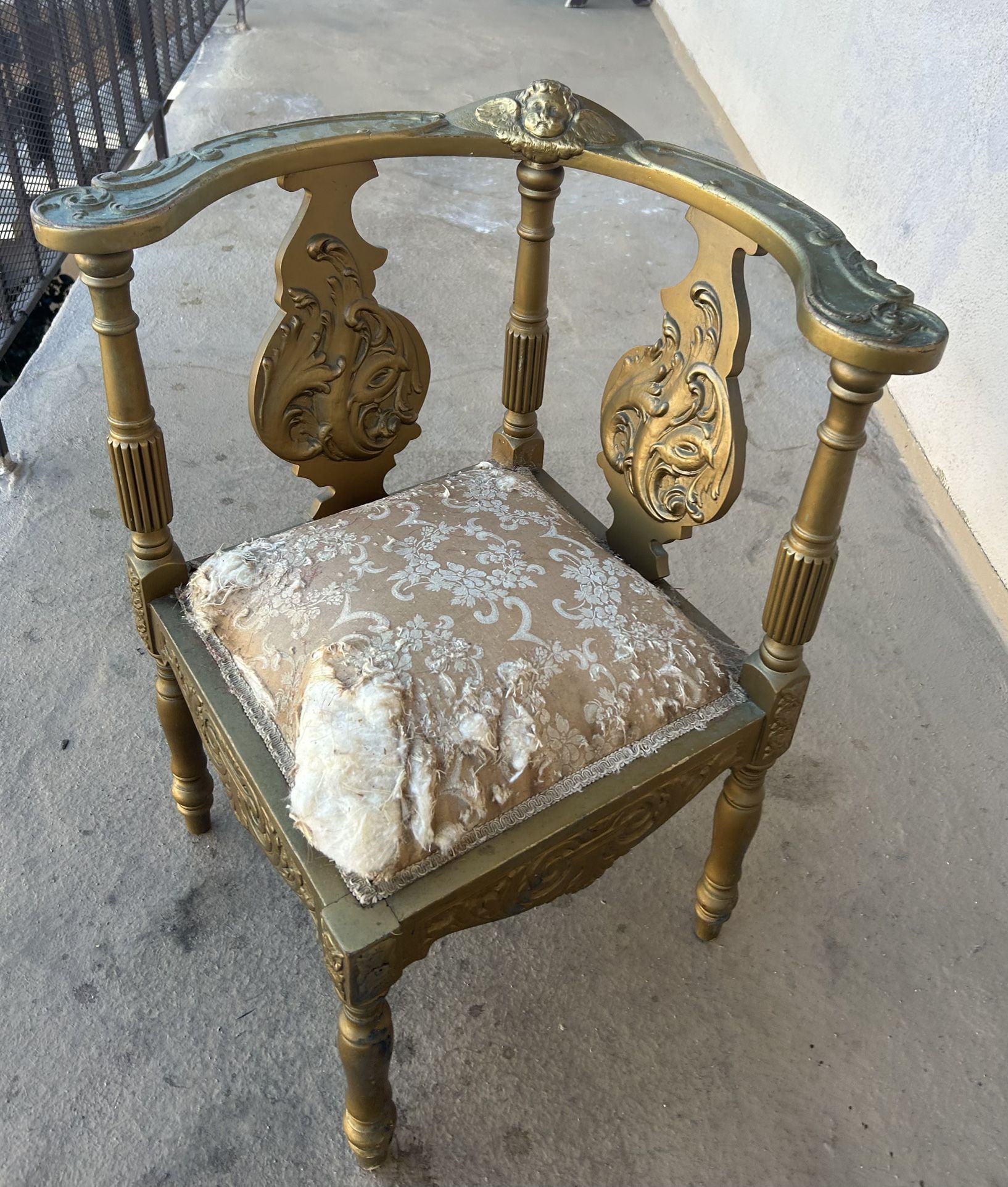 Antique Gold Chair, Needs Upholstery 