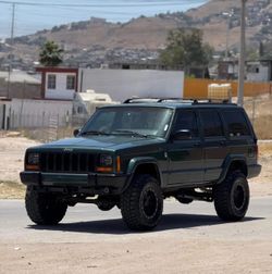 1999 Jeep Cherokee