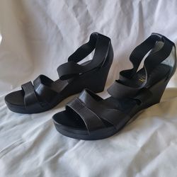 Ralph Lauren Heels Shoes Size 7 Black