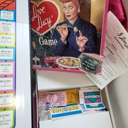  Boxed GAMES (2)- Used 👨‍👩‍👧‍👦🏡