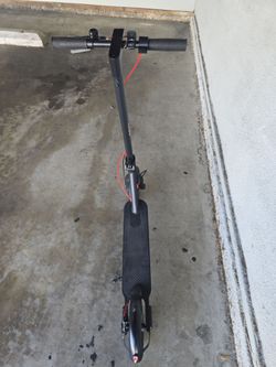 Electric Scooters  10.5 wheels Foldable 15 mph 25 Distance