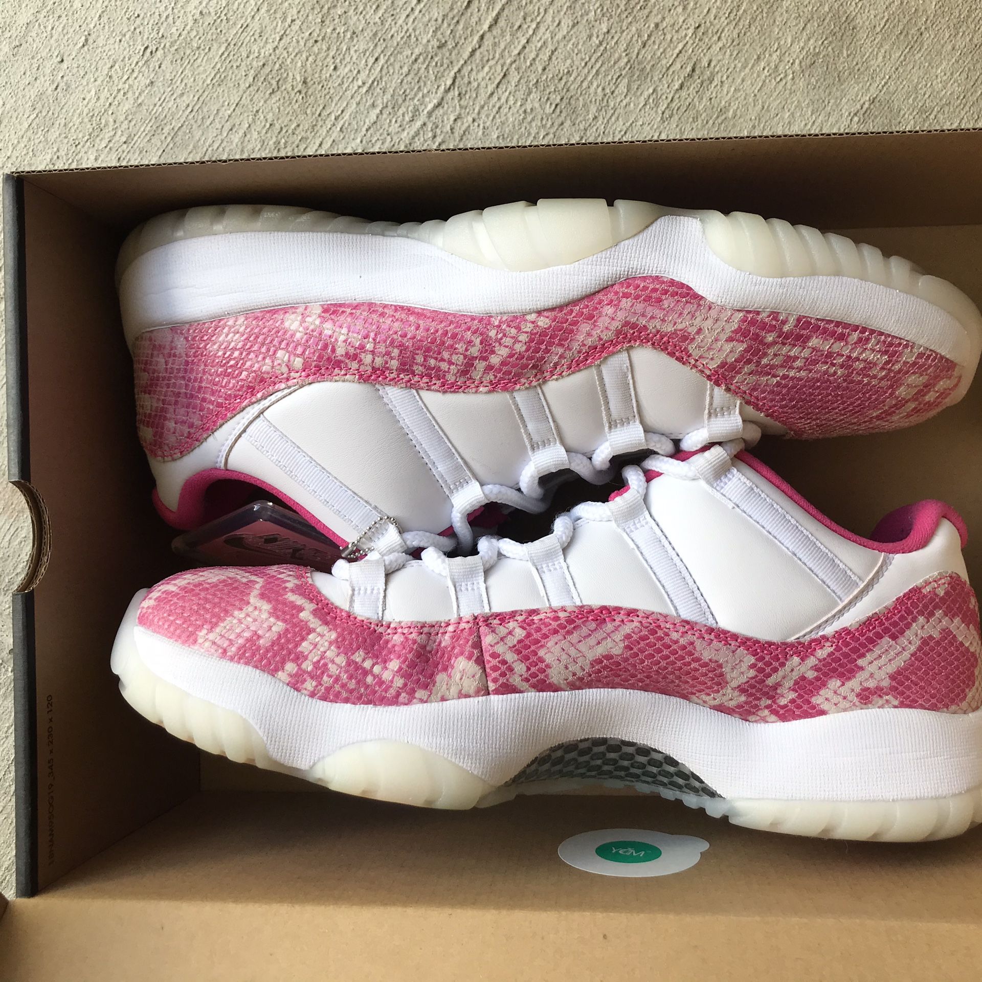 Jordan 11 low