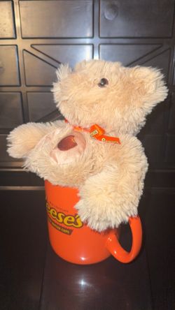 Reese’s Mug With cute Teddy 