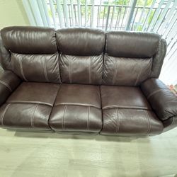 Furniture Reclining Sofas