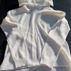 Women's 89th & Madison Turtle Neck Sweater 