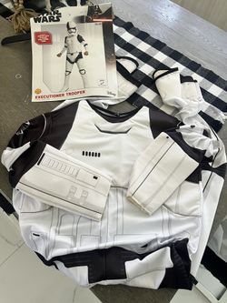 Storm Trooper Costume Youth large