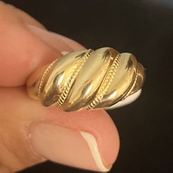 14k Gold Ring