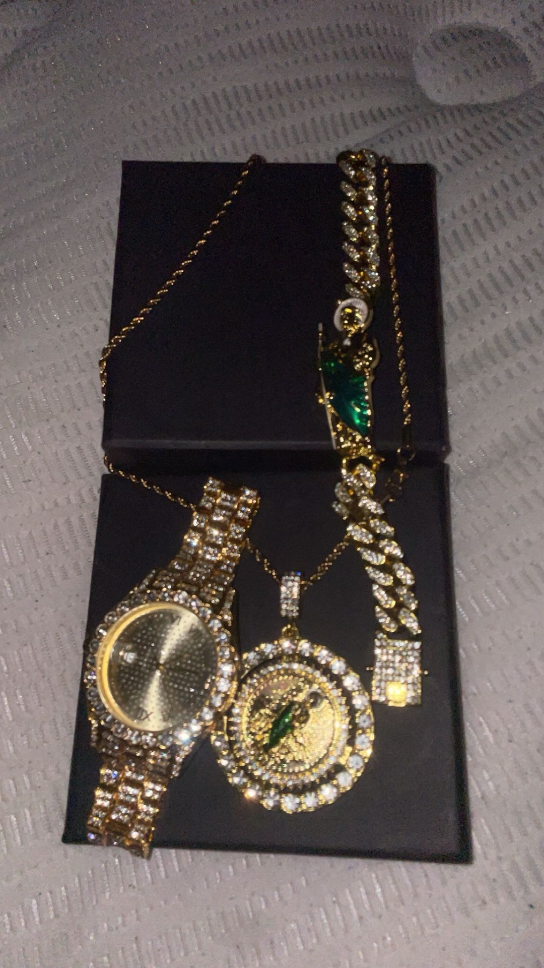 Gold San Judas Jewelry 