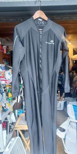 Mens wet suit