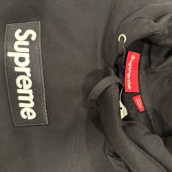 Supreme Hoodie Box Logo