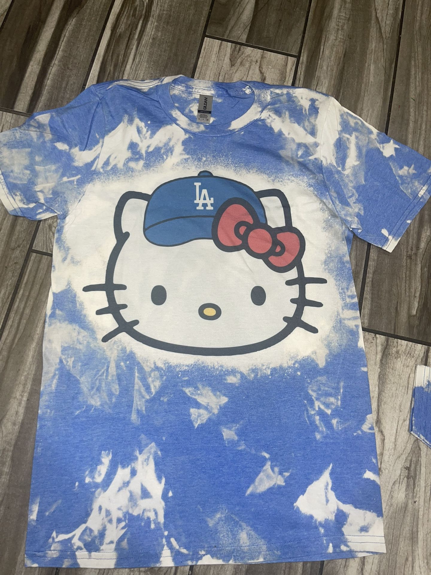 Dodgers Hello Kitty Sweatshirt, Custom Shirts, Crewneck, Hoodies, T-shirt  for Sale in Los Angeles, CA - OfferUp