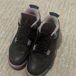 Air Jordan 4 Retro