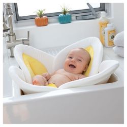 Blooming Baby Bath 