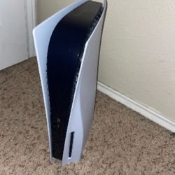 Ps5 with spider man controller