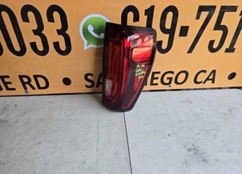 2 019-2025. Chevy silverado rh taillight. Lamp oem