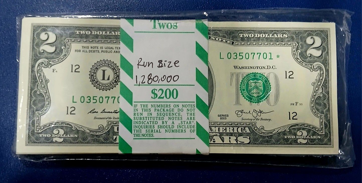99 2013 Uncirculated $2 DOLLAR STAR notes
