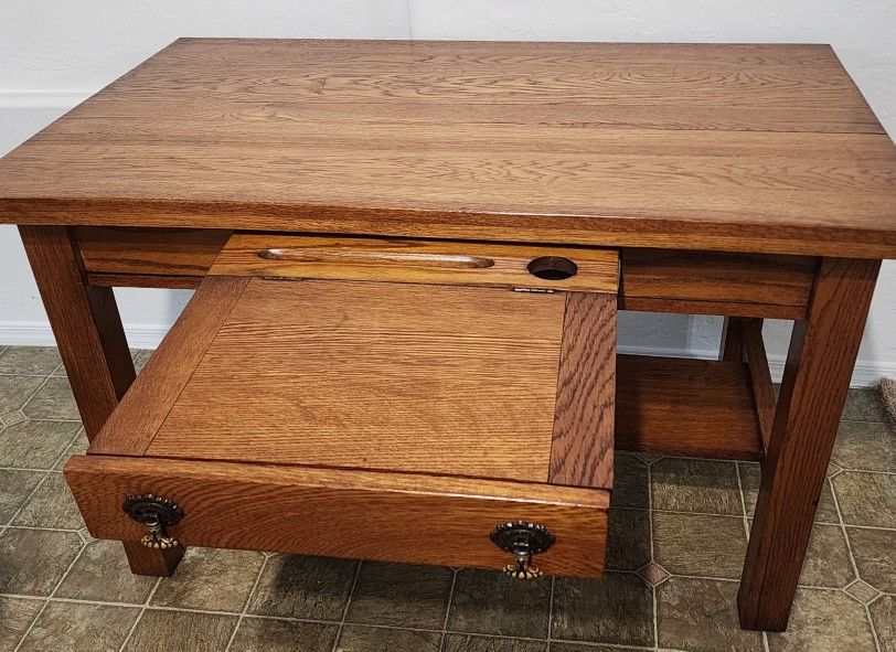 Antique Mission Oak Arts & Crafts Writing Desk / Library Table