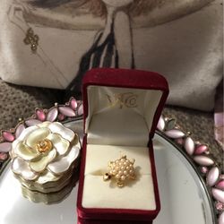 Beautiful ! Gold Turtle Pin With Vintage Sea Pearls & Ruby Red Eyes 