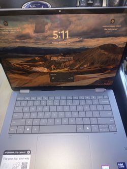 Hp Omni book 1 tb of storage n webcam separate