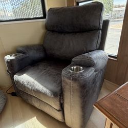 Rocker recliner
