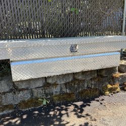 Locking Box For Pickup